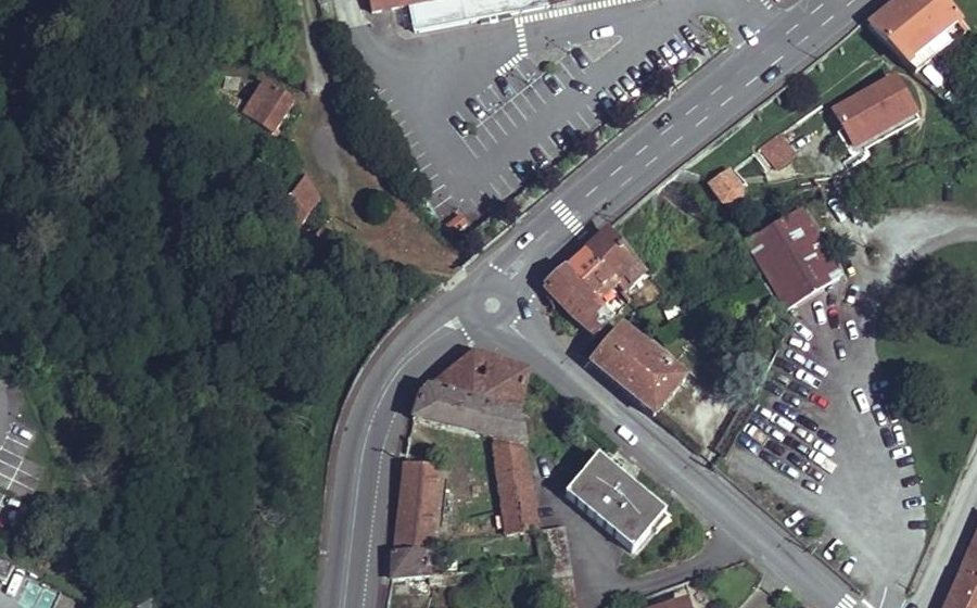 Vue aérienne du Mini-giratoire n°13877718