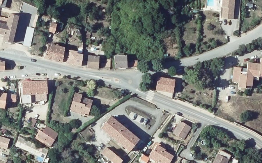 Vue aérienne du Mini-giratoire n°14471011