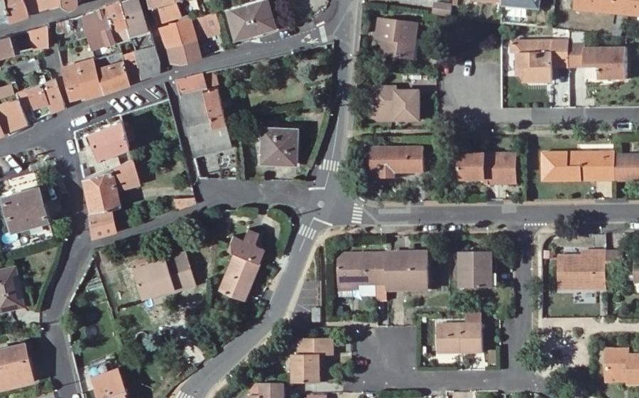 Vue aérienne du Mini-giratoire n°24278010