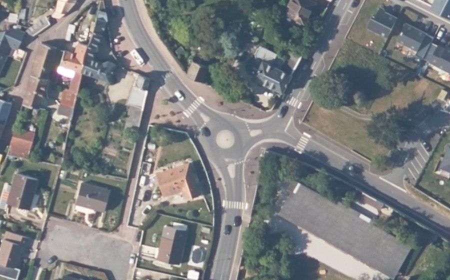 Vue aérienne du Mini-giratoire n°26351559