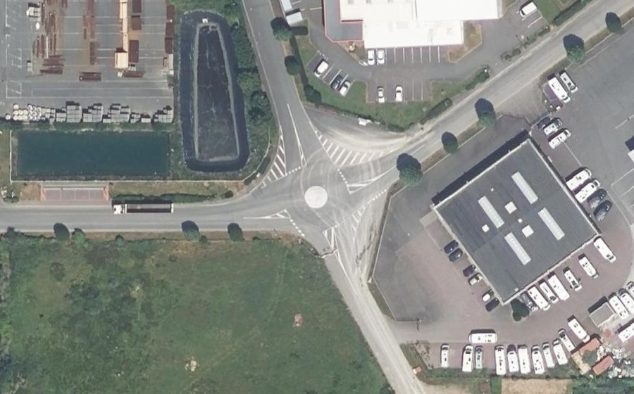 Vue aérienne du Mini-giratoire n°27324092