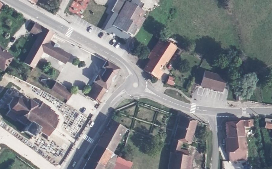 Vue aérienne du Mini-giratoire n°28548368