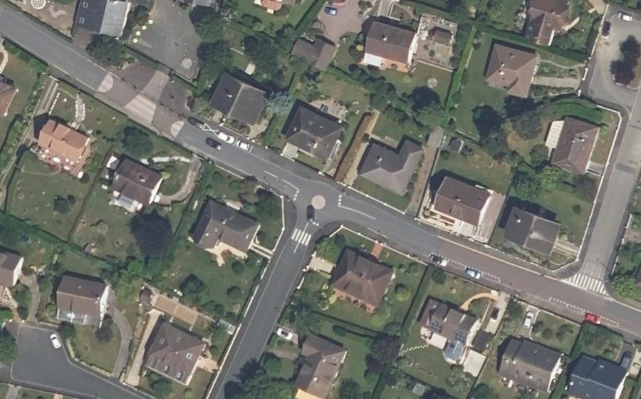 Vue aérienne du Mini-giratoire n°29362301