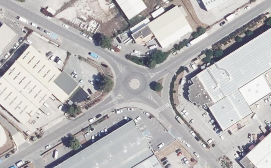 Vue aérienne du Rond-point anonyme n°1000294038