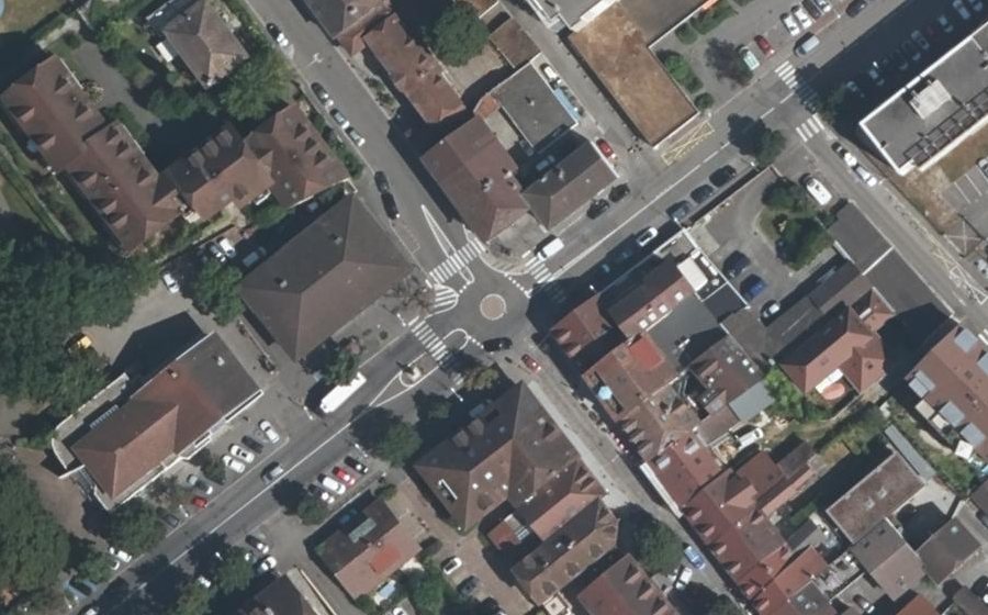 Vue aérienne du Mini-giratoire n°31309045