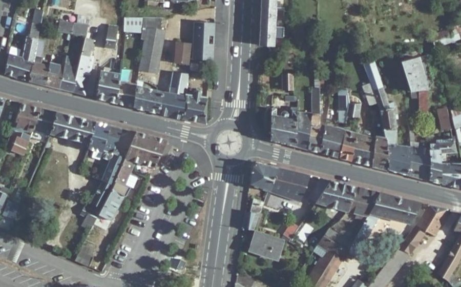 Vue aérienne du Mini-giratoire n°32031088