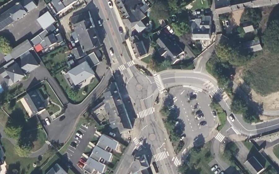 Vue aérienne du Mini-giratoire n°34192073