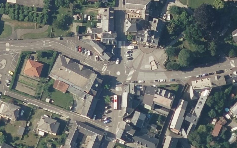 Vue aérienne du Mini-giratoire n°34990117