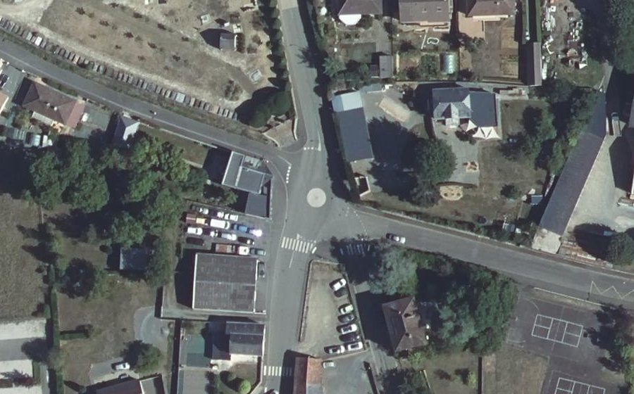 Vue aérienne du Mini-giratoire n°48012668