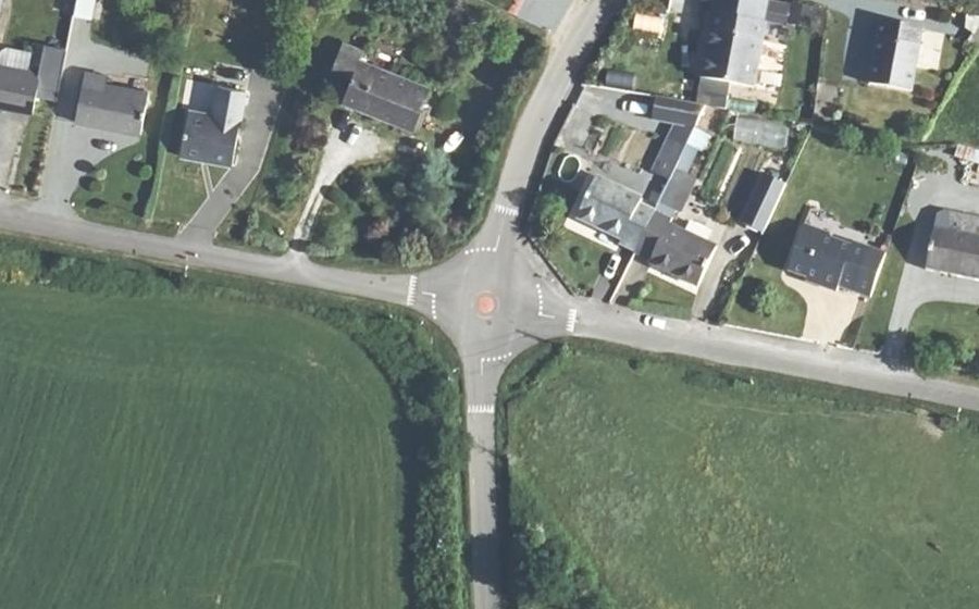 Vue aérienne du Mini-giratoire n°60481995