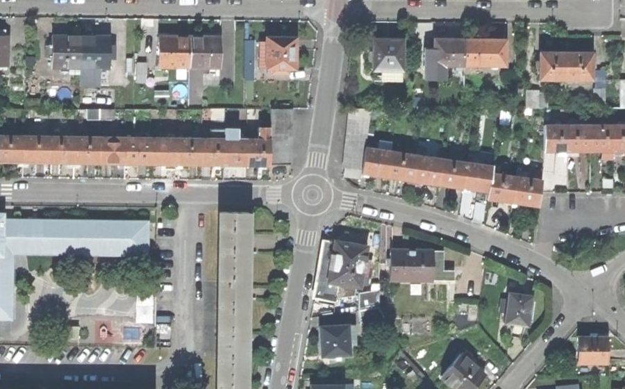 Vue aérienne du Mini-giratoire n°74170448