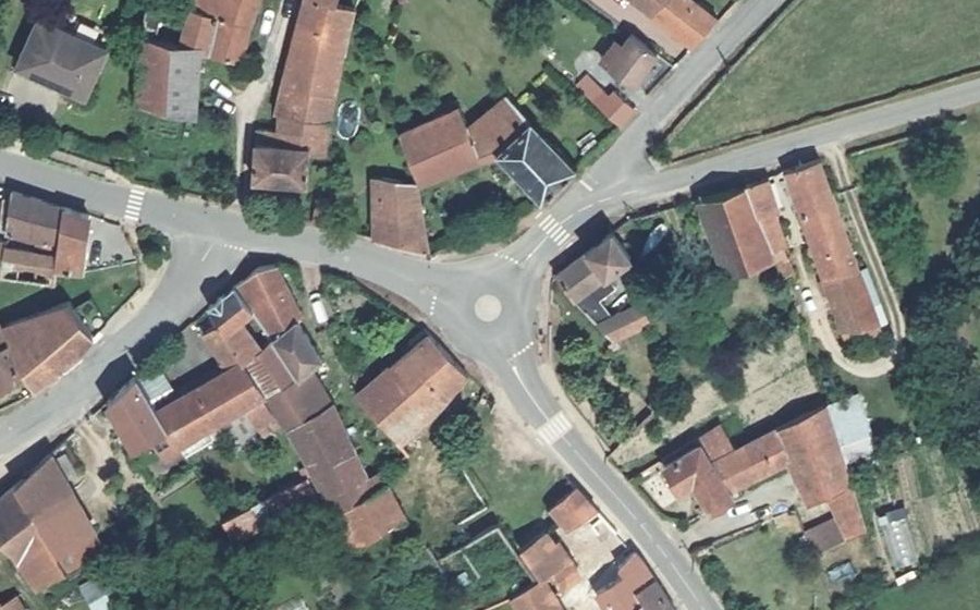 Vue aérienne du Mini-giratoire n°84105586