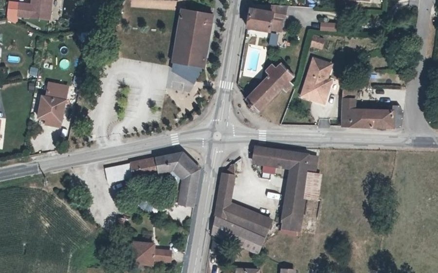 Vue aérienne du Mini-giratoire n°84344635
