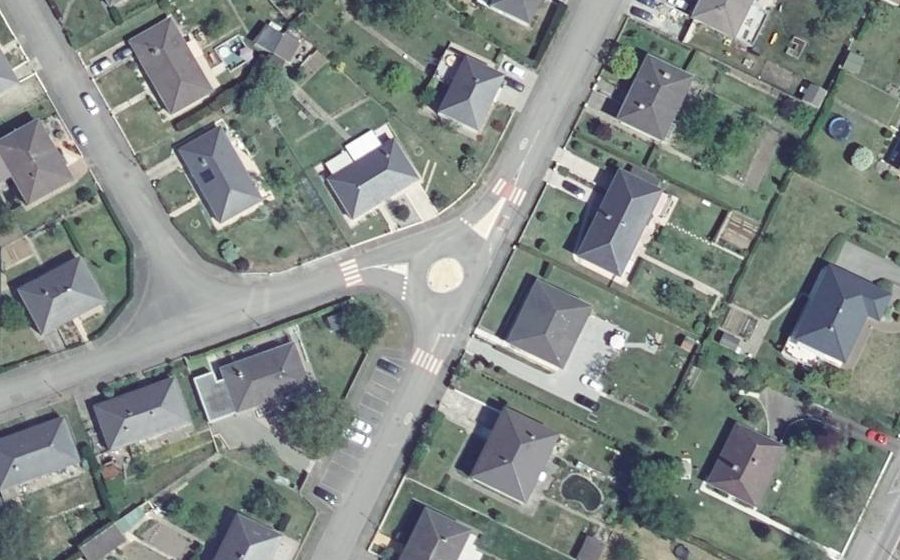 Vue aérienne du Mini-giratoire n°87107700