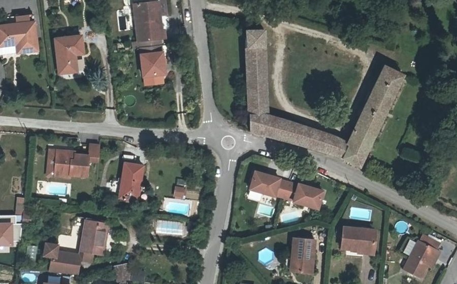 Vue aérienne du Mini-giratoire n°88188033