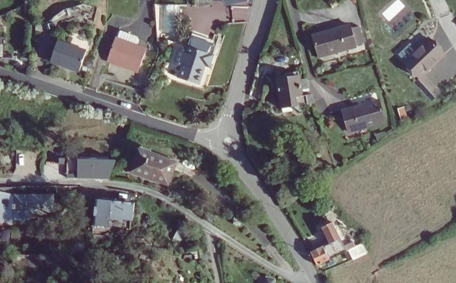 Vue aérienne du Mini-giratoire n°97713495