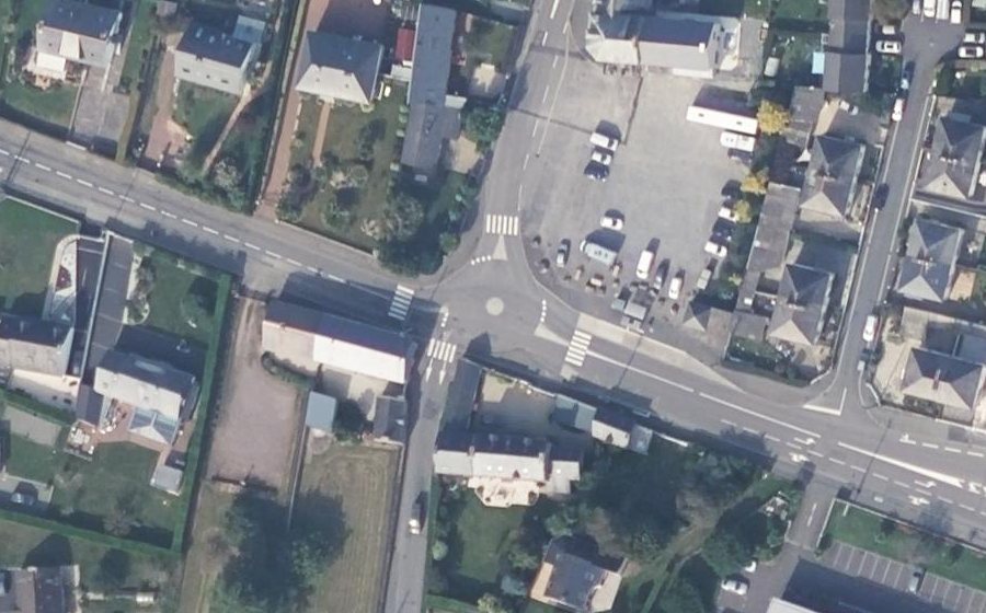 Vue aérienne du Mini-giratoire n°104342169