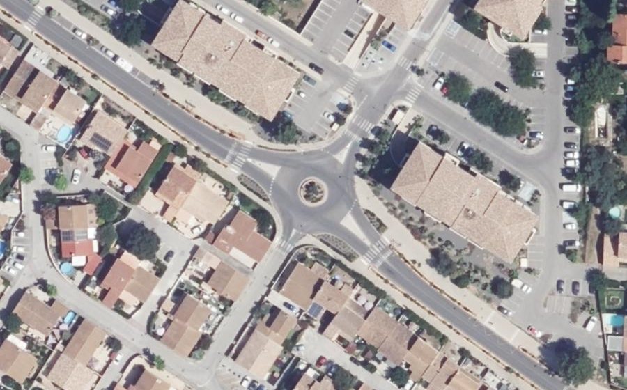 Vue aérienne du Rond-point anonyme n°100107128