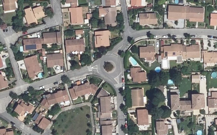 Vue aérienne du Rond-point anonyme n°100170197