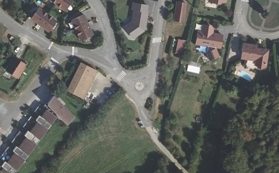 Vue aérienne du Mini-giratoire n°178877013