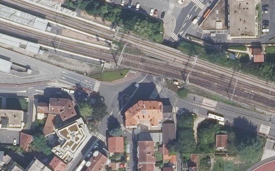 Vue aérienne du Mini-giratoire n°193727159