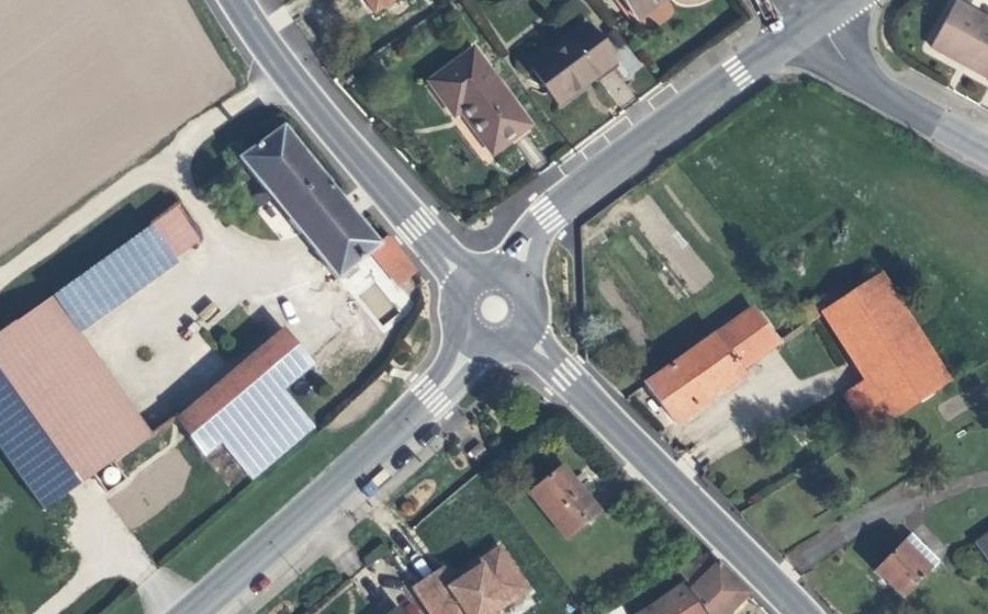 Vue aérienne du Mini-giratoire n°197829204