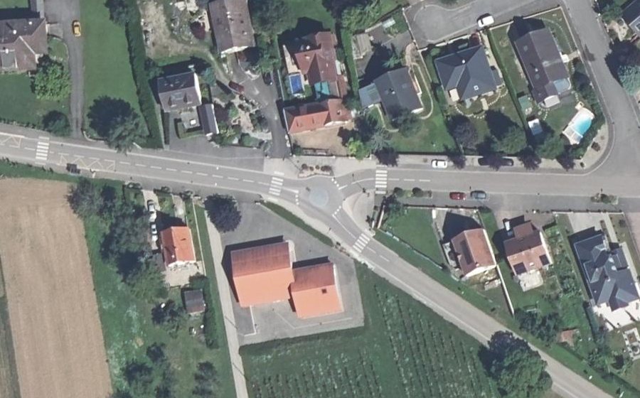 Vue aérienne du Mini-giratoire n°198045573