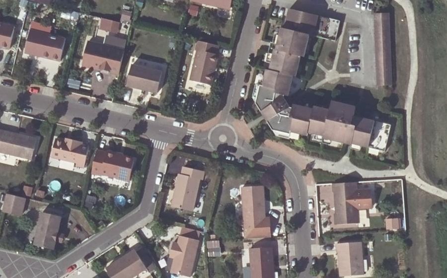 Vue aérienne du Mini-giratoire n°205398069