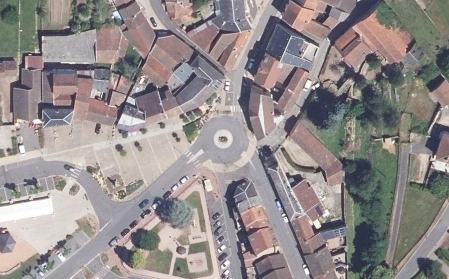 Vue aérienne du Rond-point anonyme n°10022146