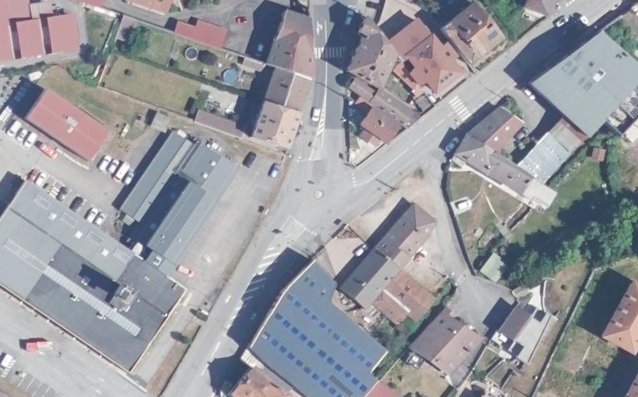 Vue aérienne du Mini-giratoire n°228807738