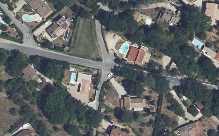 Vue aérienne du Mini-giratoire n°231375738