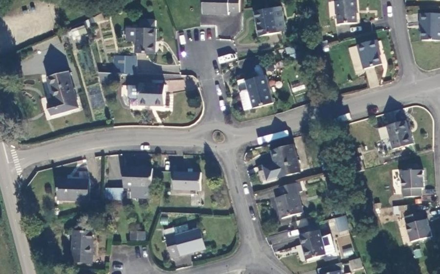 Vue aérienne du Mini-giratoire n°246134511