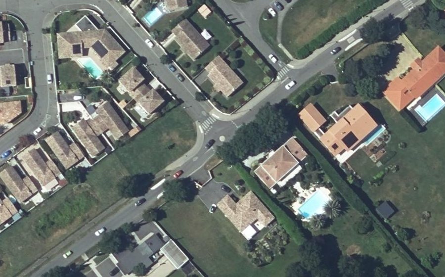 Vue aérienne du Mini-giratoire n°246537225