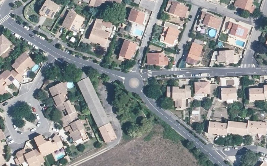 Vue aérienne du Mini-giratoire n°246643686
