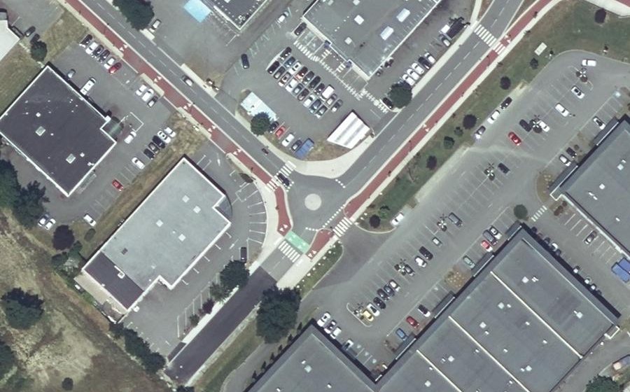 Vue aérienne du Mini-giratoire n°247627269