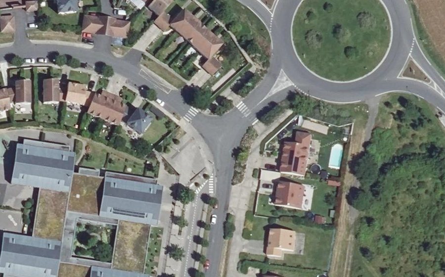Vue aérienne du Mini-giratoire n°247745321