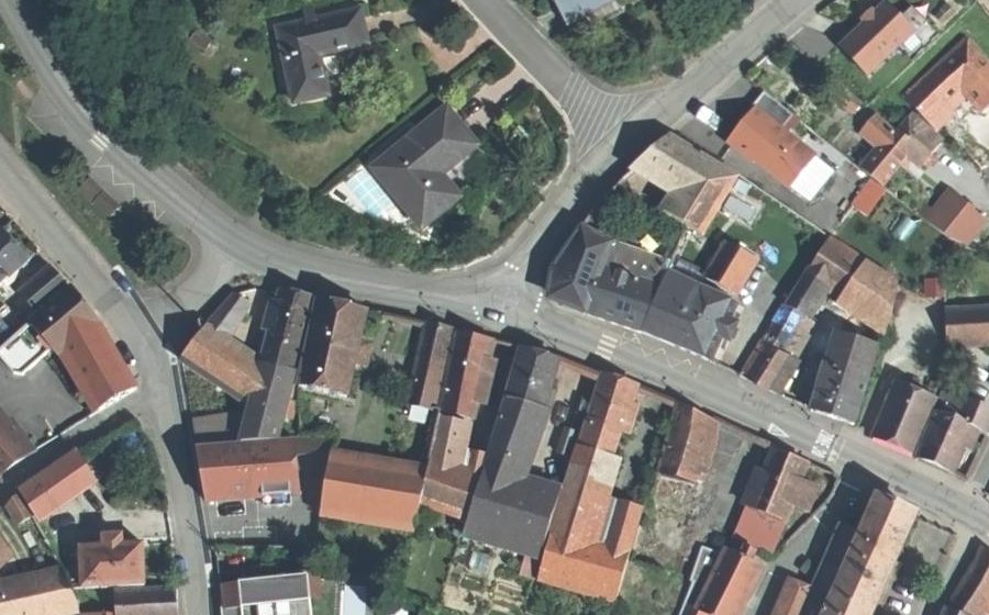 Vue aérienne du Mini-giratoire n°248074259