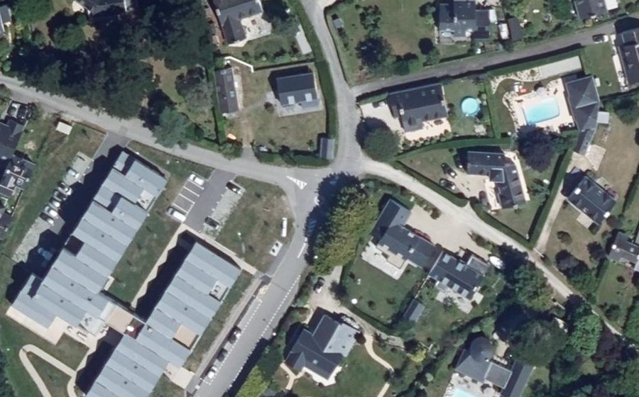 Vue aérienne du Mini-giratoire n°248483705