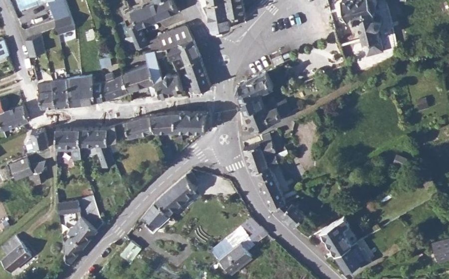 Vue aérienne du Mini-giratoire n°248534948