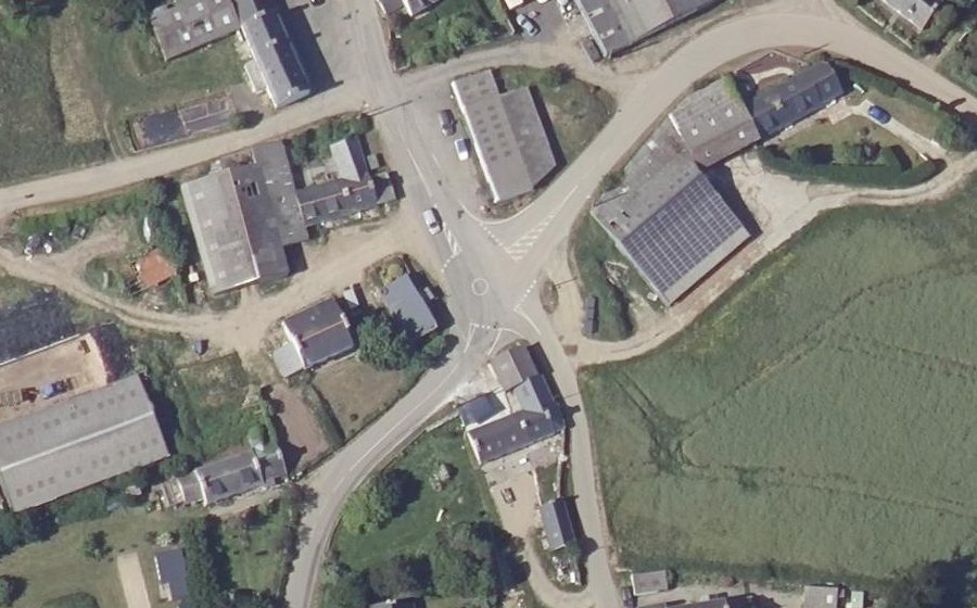 Vue aérienne du Mini-giratoire n°248952928