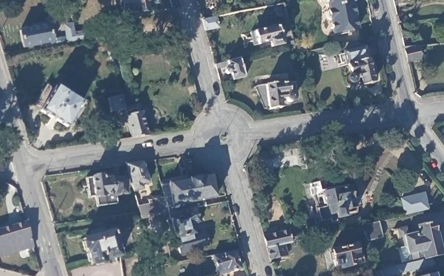 Vue aérienne du Mini-giratoire n°249544917
