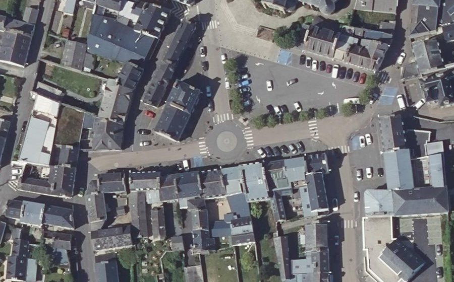 Vue aérienne du Mini-giratoire n°250216214