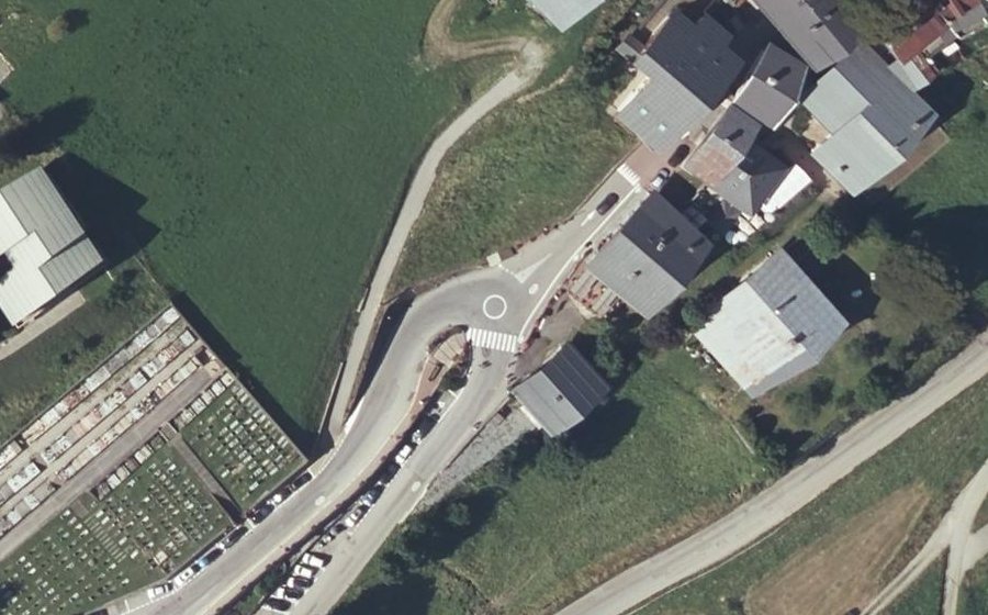 Vue aérienne du Mini-giratoire n°251541287