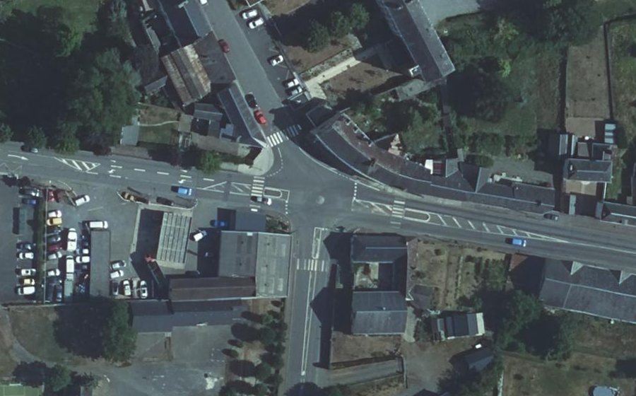 Vue aérienne du Mini-giratoire n°252609476