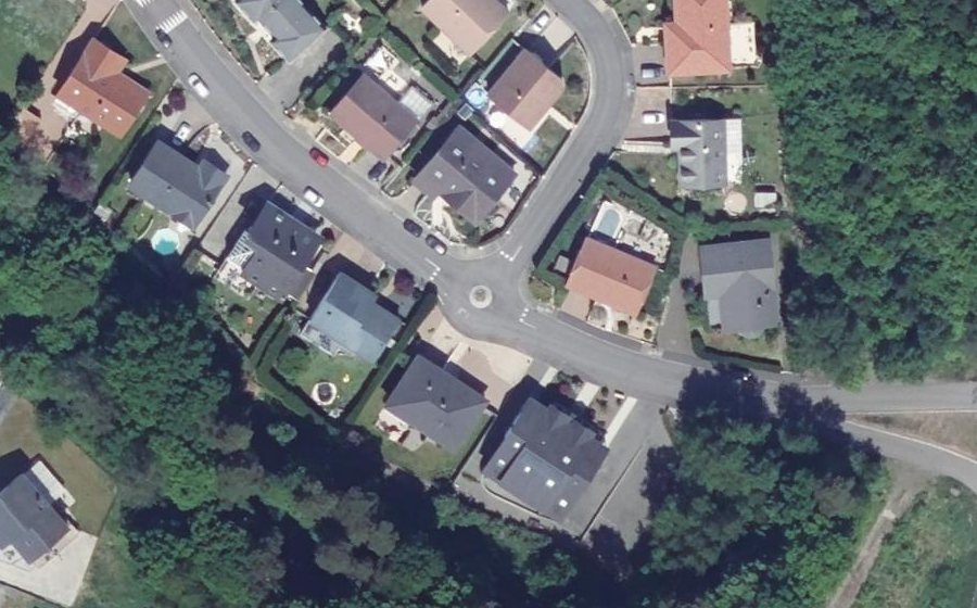 Vue aérienne du Mini-giratoire n°252792313