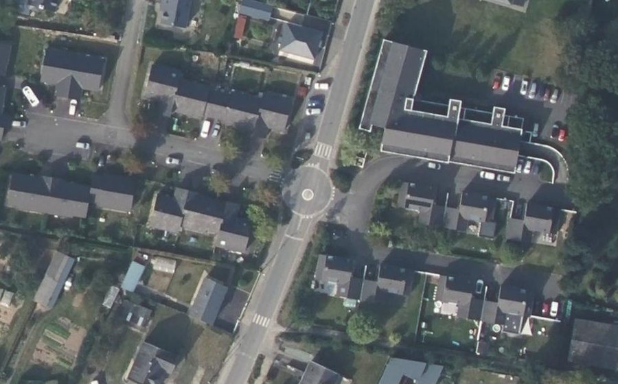 Vue aérienne du Mini-giratoire n°252808130