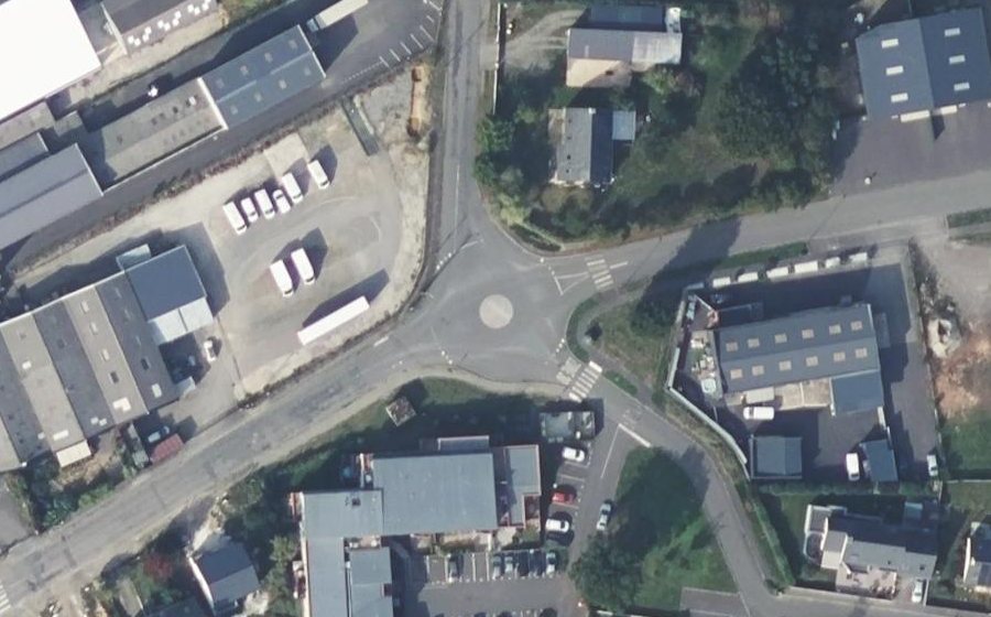 Vue aérienne du Mini-giratoire n°255156645