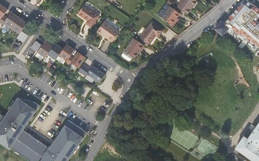 Vue aérienne du Mini-giratoire n°255419205