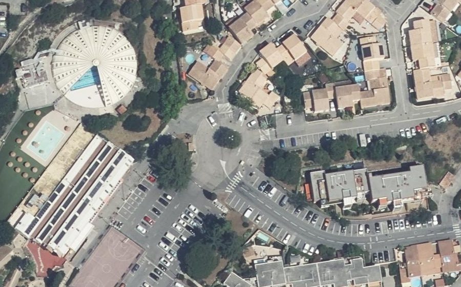 Vue aérienne du Mini-giratoire n°256487042