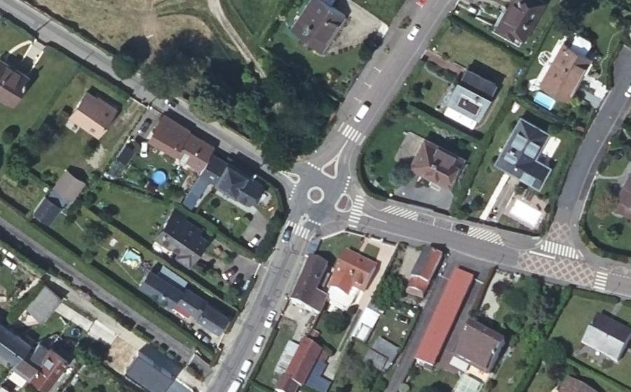 Vue aérienne du Mini-giratoire n°256761977